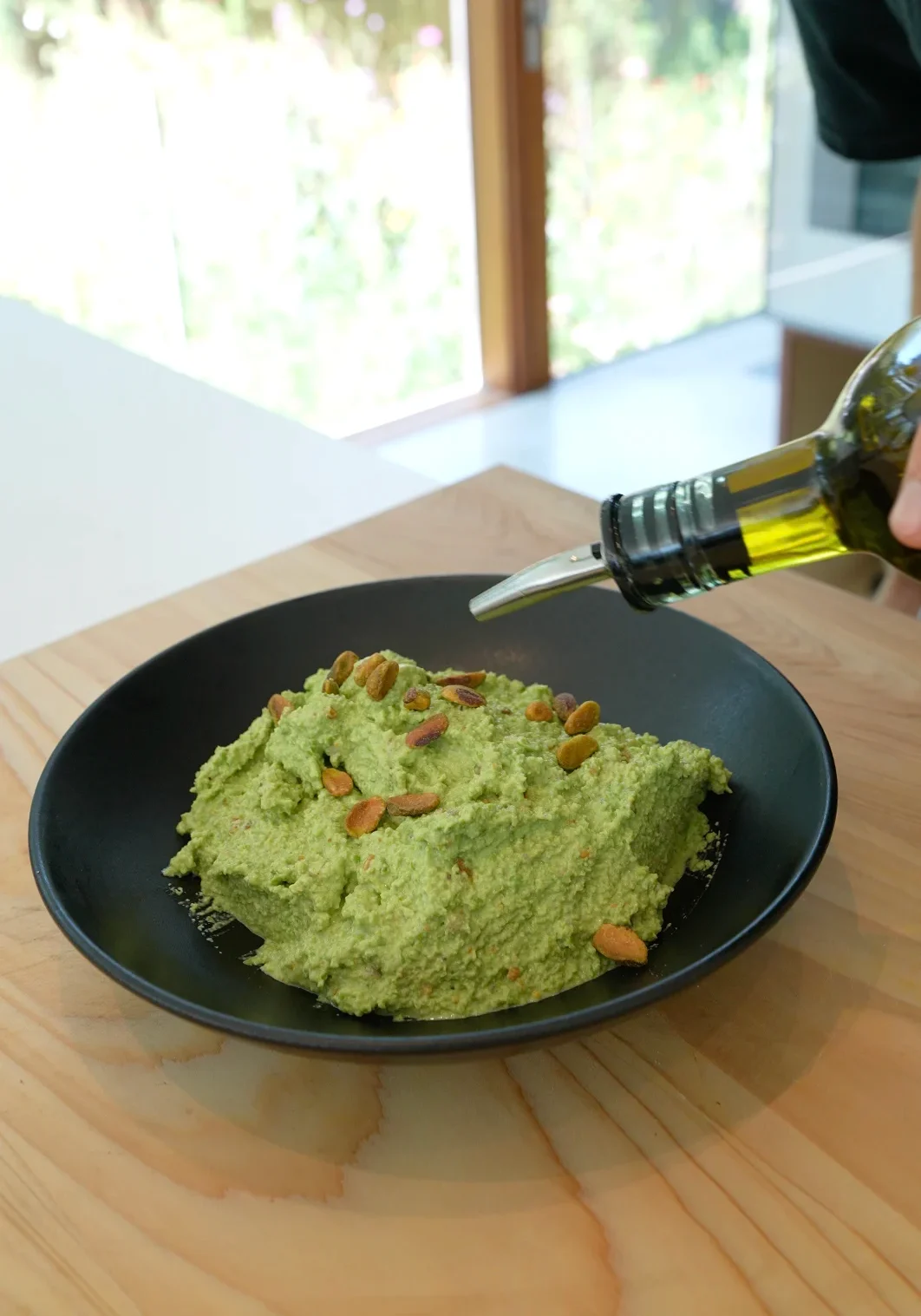 pea-pistachio-hummus