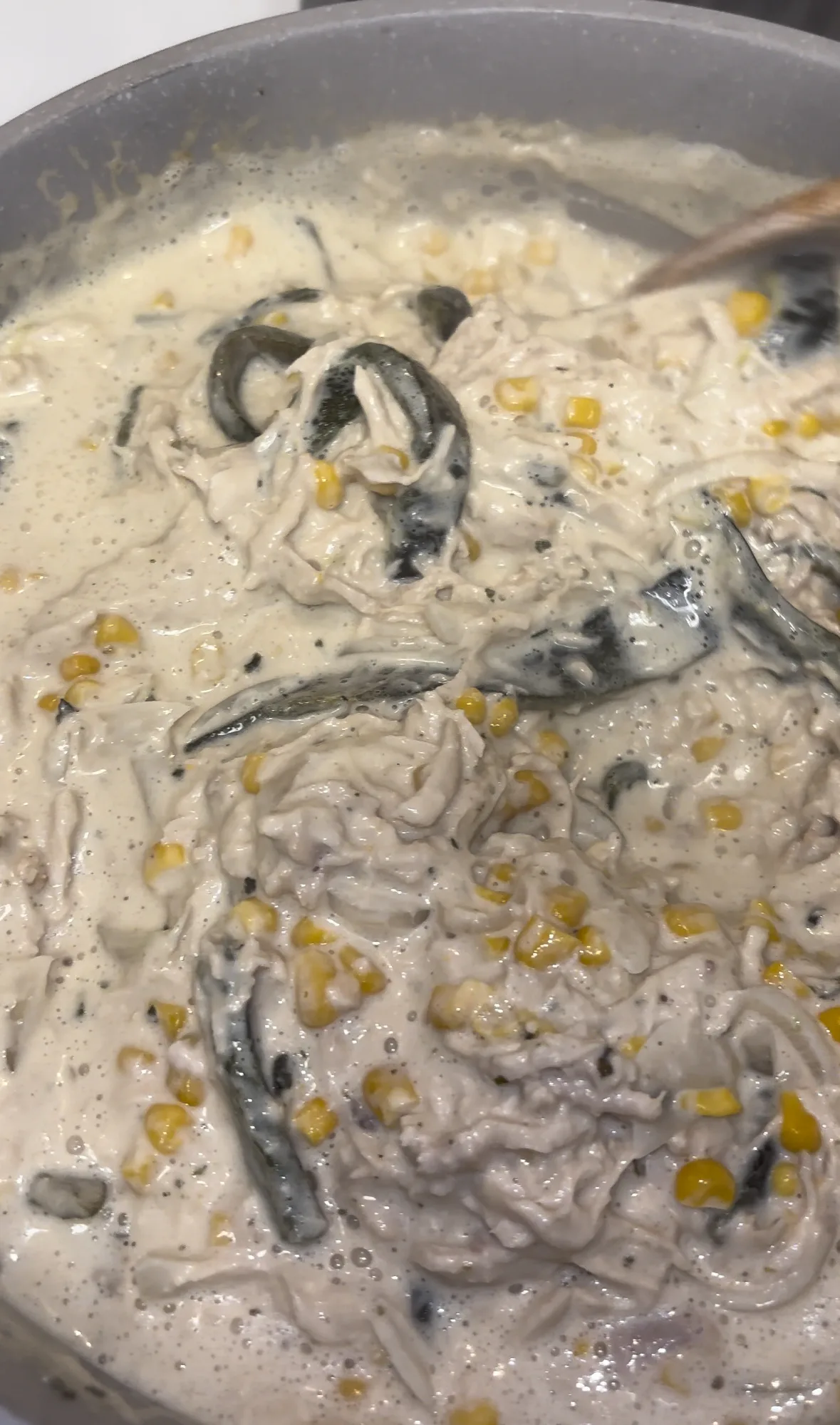 pollo-con-rajas-en-crema-pollo-con-rajas-en-crema