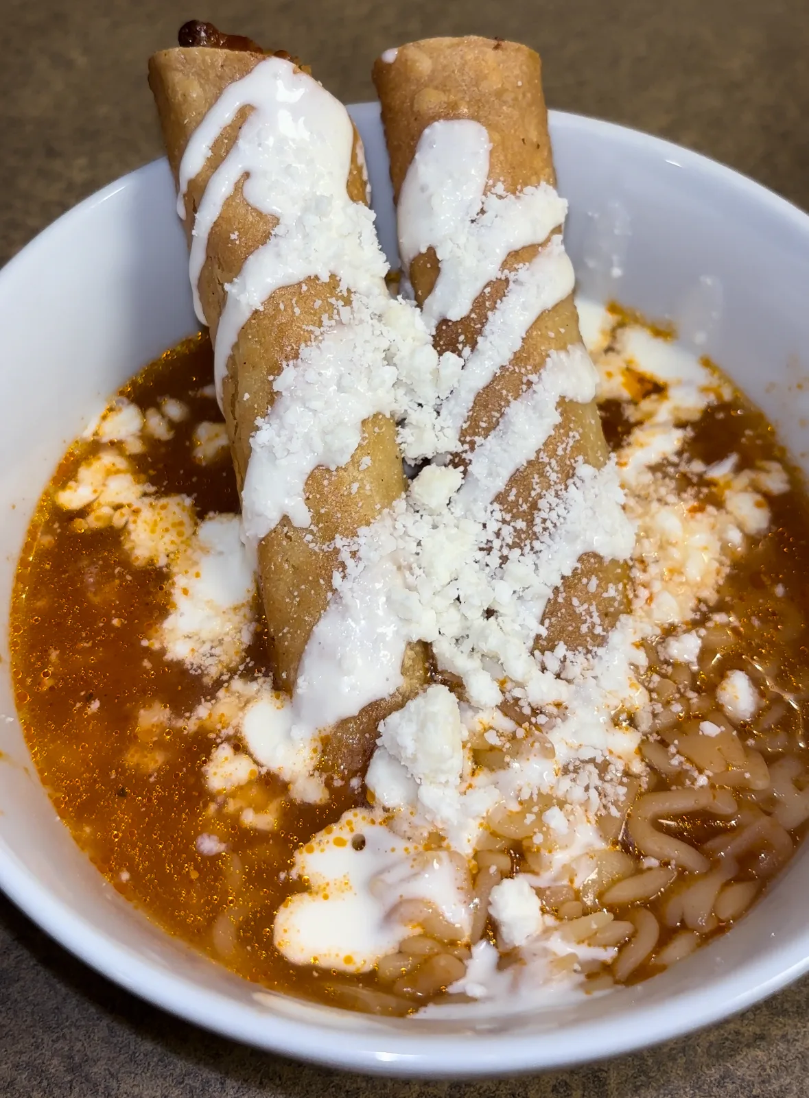 sopita-de-letras-con-taquitos