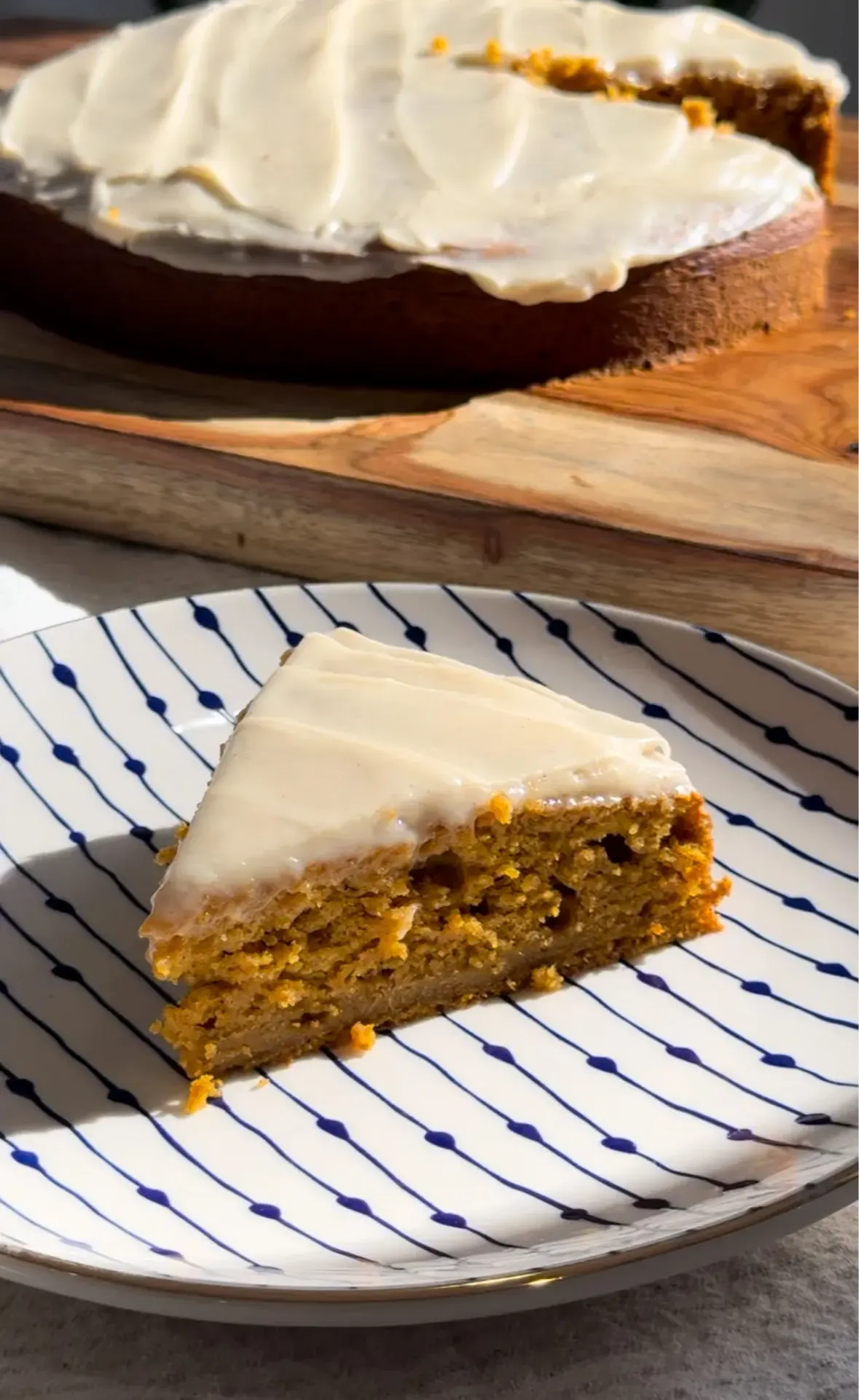 pumpkin-olive-oil-cake-frosting