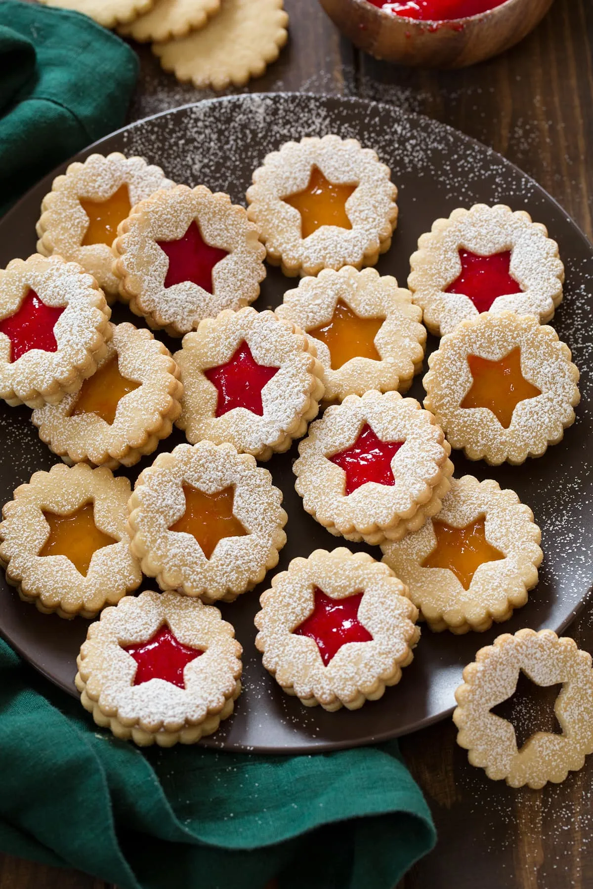 delight-in-decorated-linzer-cookies:-easy-recipes-aesthetic-ideas-and-more!