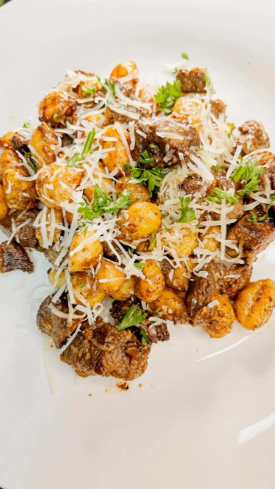 garlic-butter-steak-bites-and-gnocchi