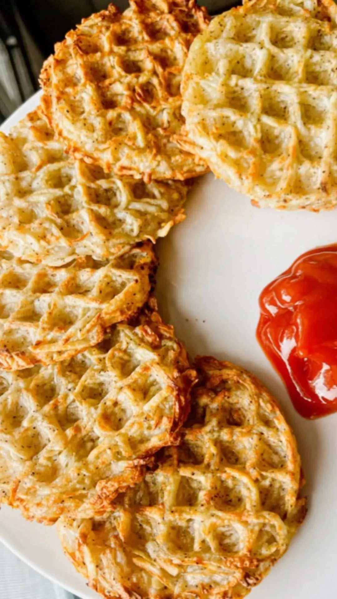 crispy-crunchy-waffle-fries