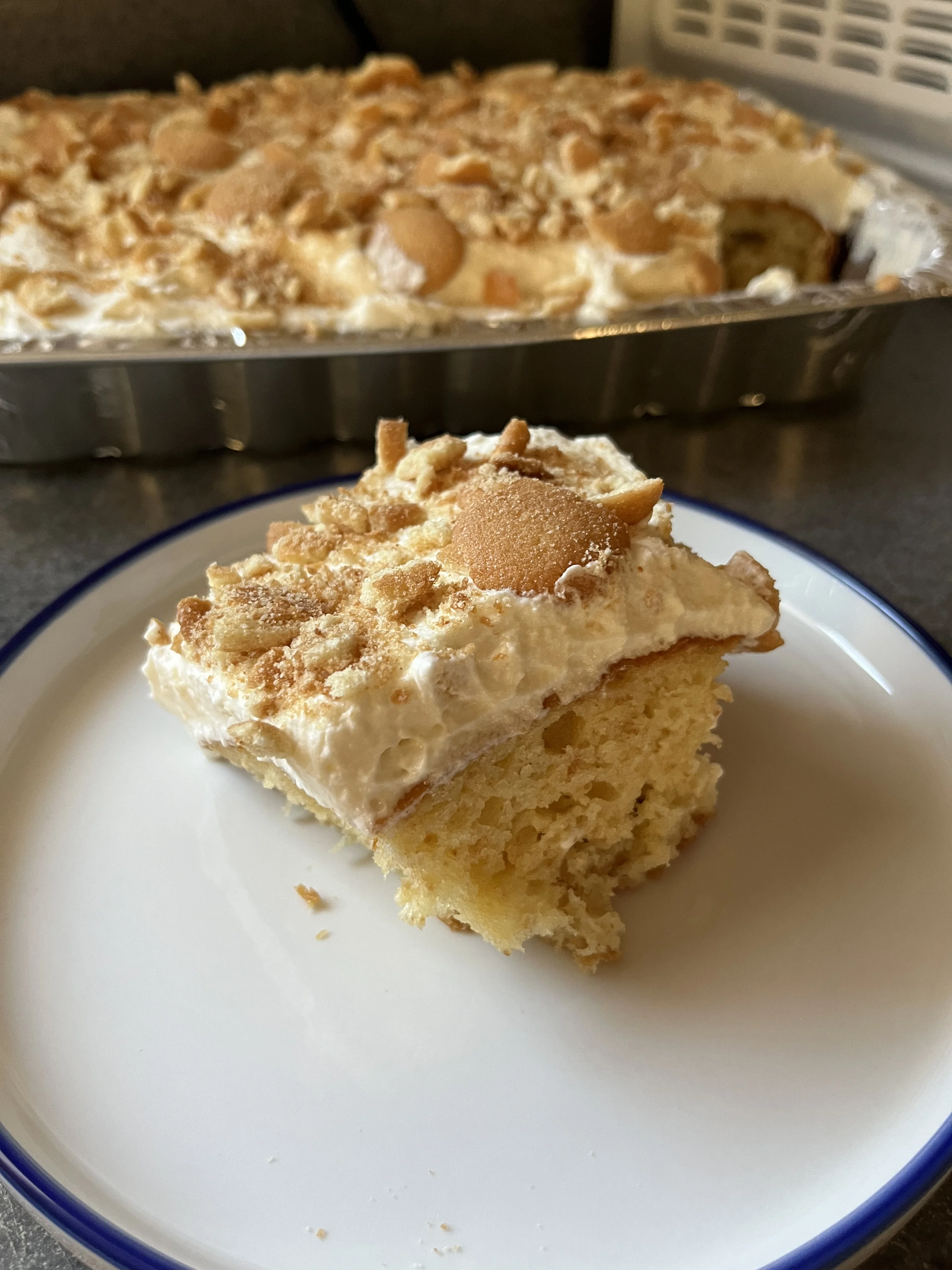 banana-pudding-cake-with-whipped-vanilla-frosting