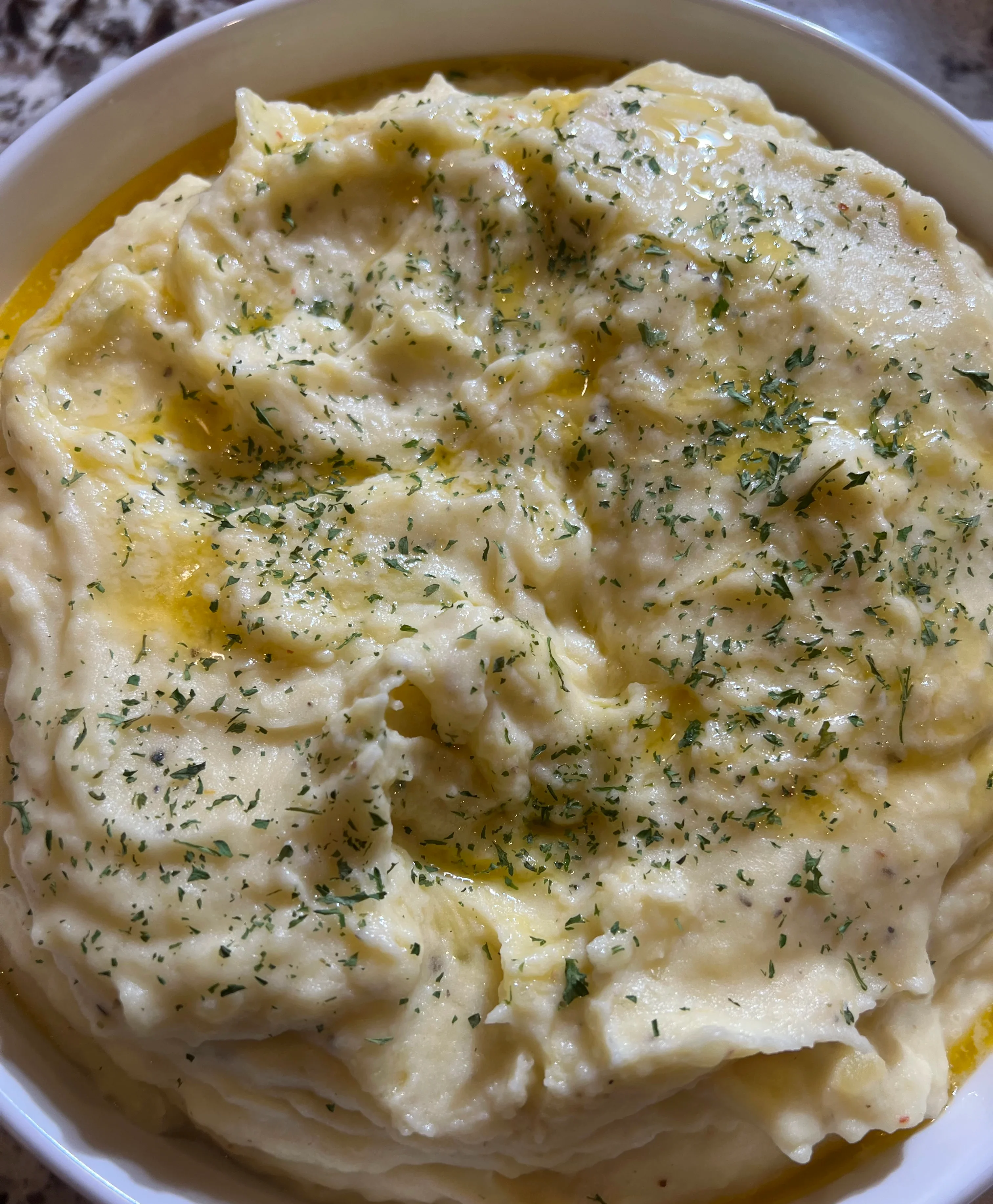 roasted-garlic-and-herb-mashed-potatoes