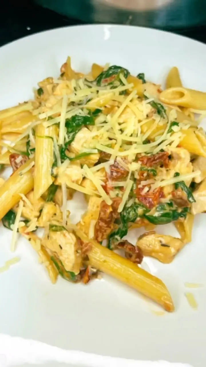 creamy-sun-dried-tomato-penne-w-chicken