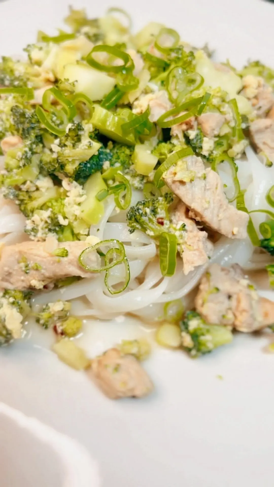 chicken-and-broccoli-pad-thai