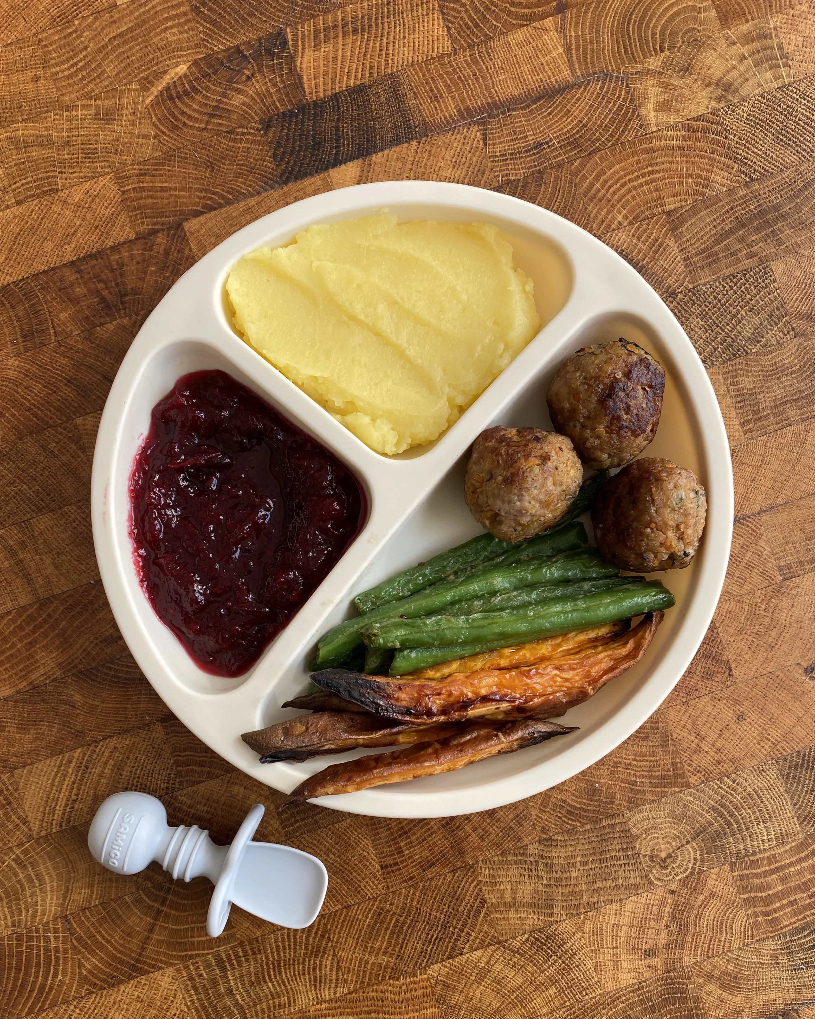 kid-friendly-thanksgiving-dinner
