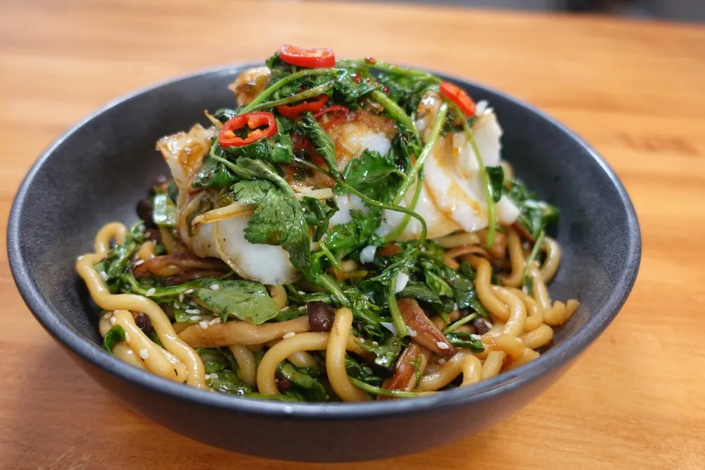 steamed-fish-w-warm-mushroom-udon-salad