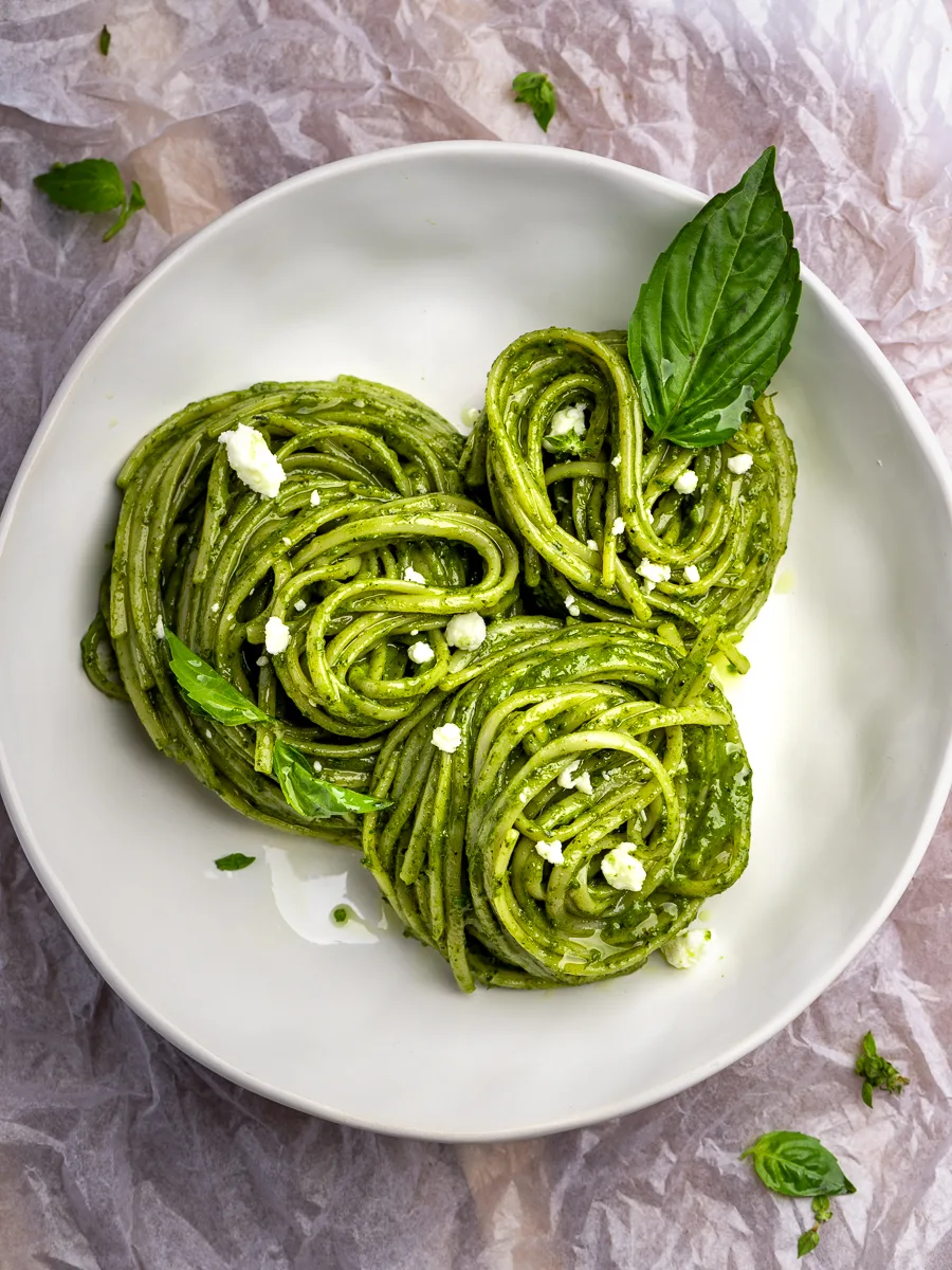 tallarines-verdes-green-noodles