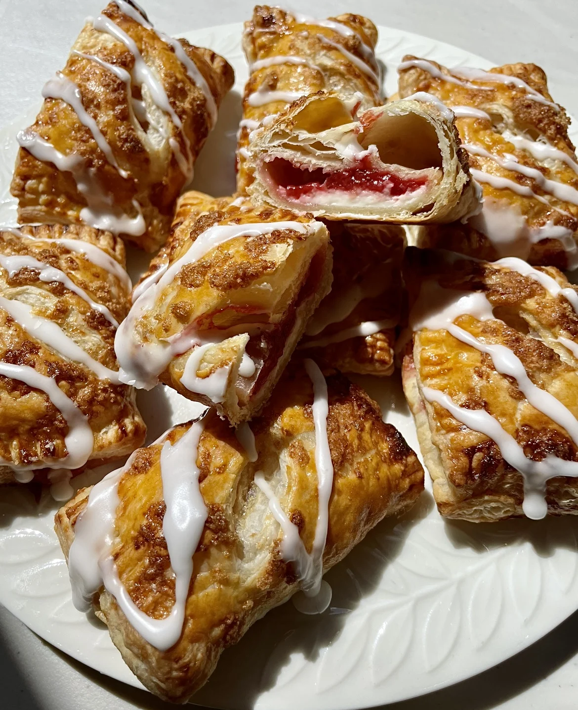strawberry-cream-cheese-turnovers