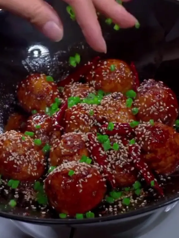 next-level-cooking:-the-art-of-frying-a-boiled-egg