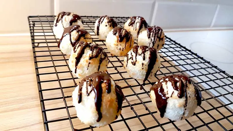 chocolate-dipped-coconut-macaroons