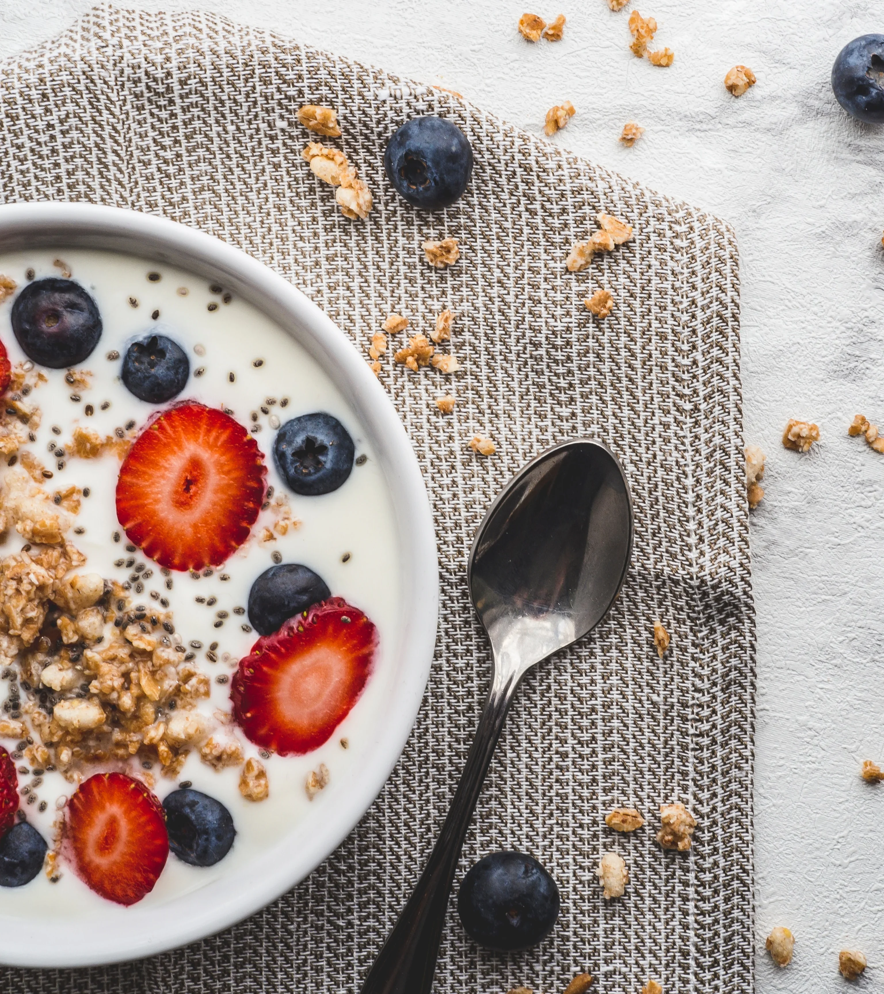 chia-seed-and-mixed-nut-yoghurt