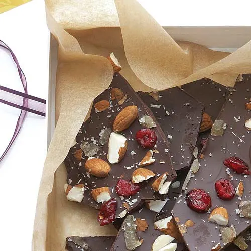 easter-special:-fruit-and-nut-chocolate-bark