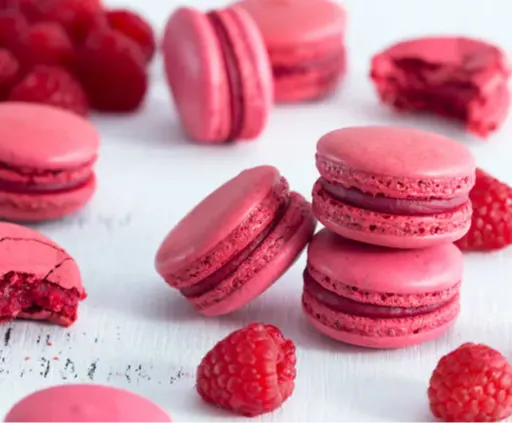 berry-bliss:-indulge-in-raspberry-macaroons-perfection!