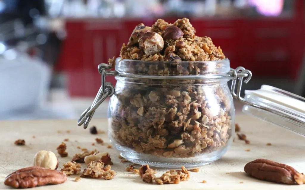 granola-maison-noix-melangees