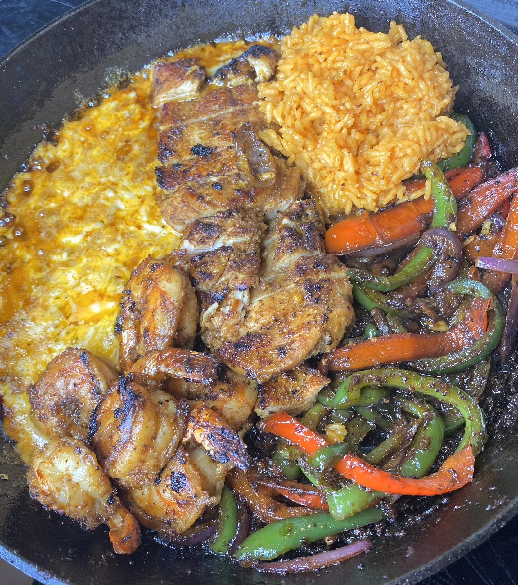 shrimp-and-chicken-fajita-skillet