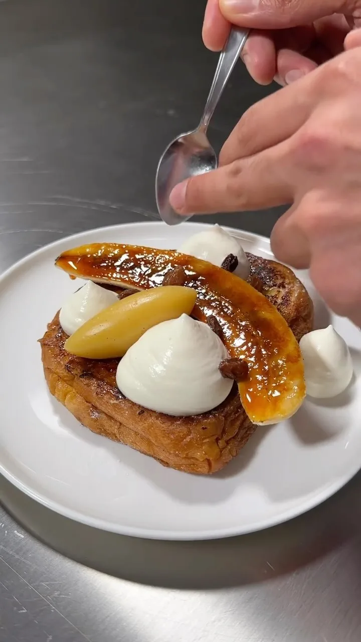 classy-brunch-toast