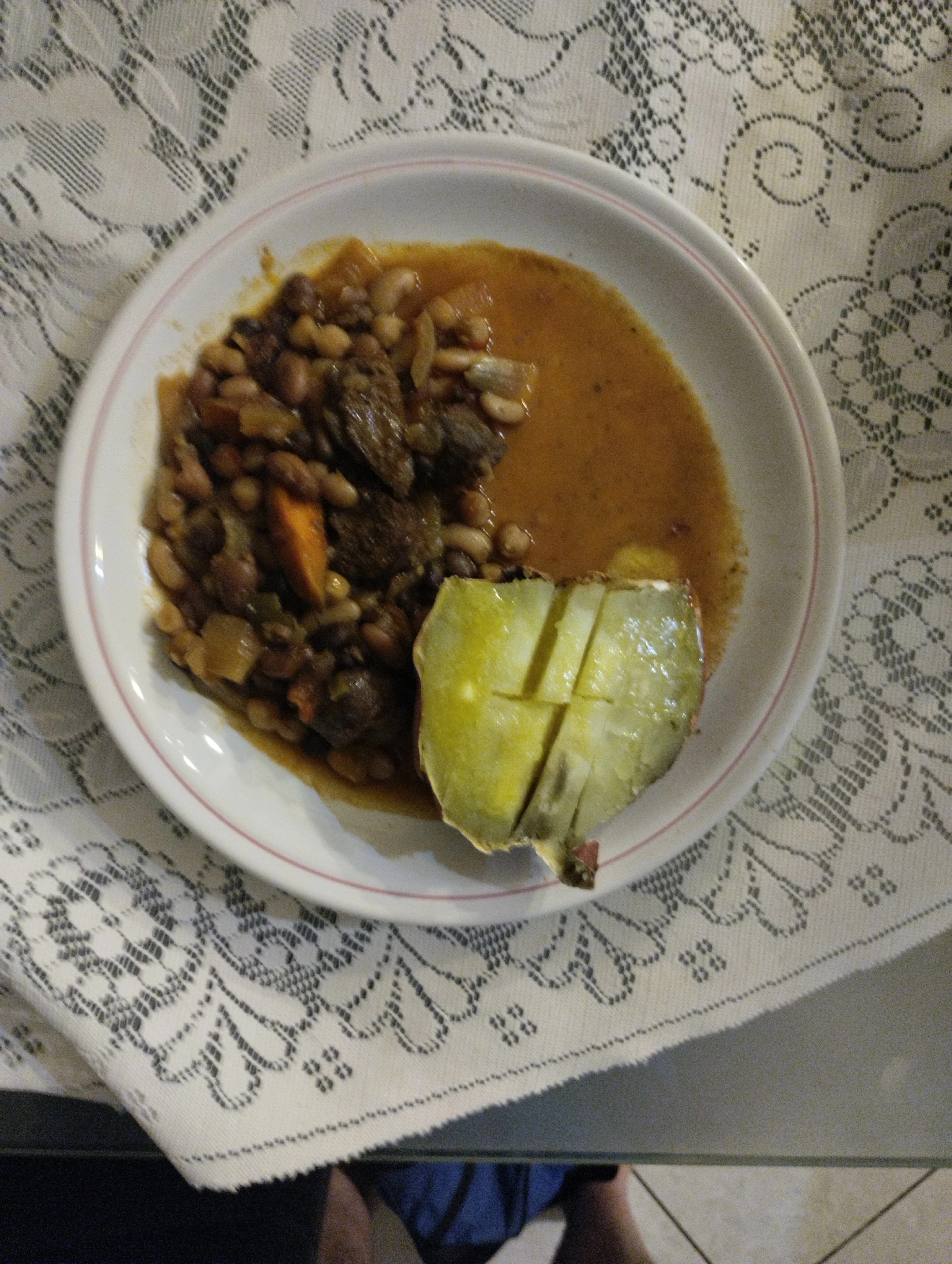 slow-cooked-4-bean-and-sausage