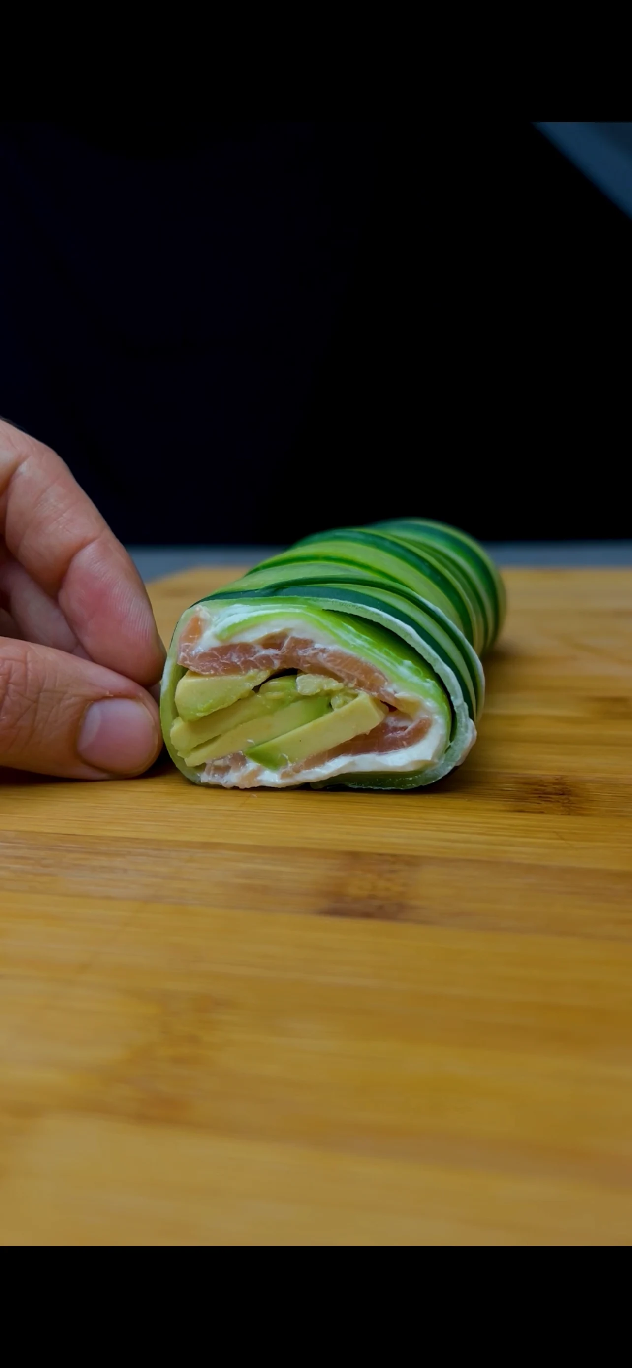 cucumber-sushi-roll