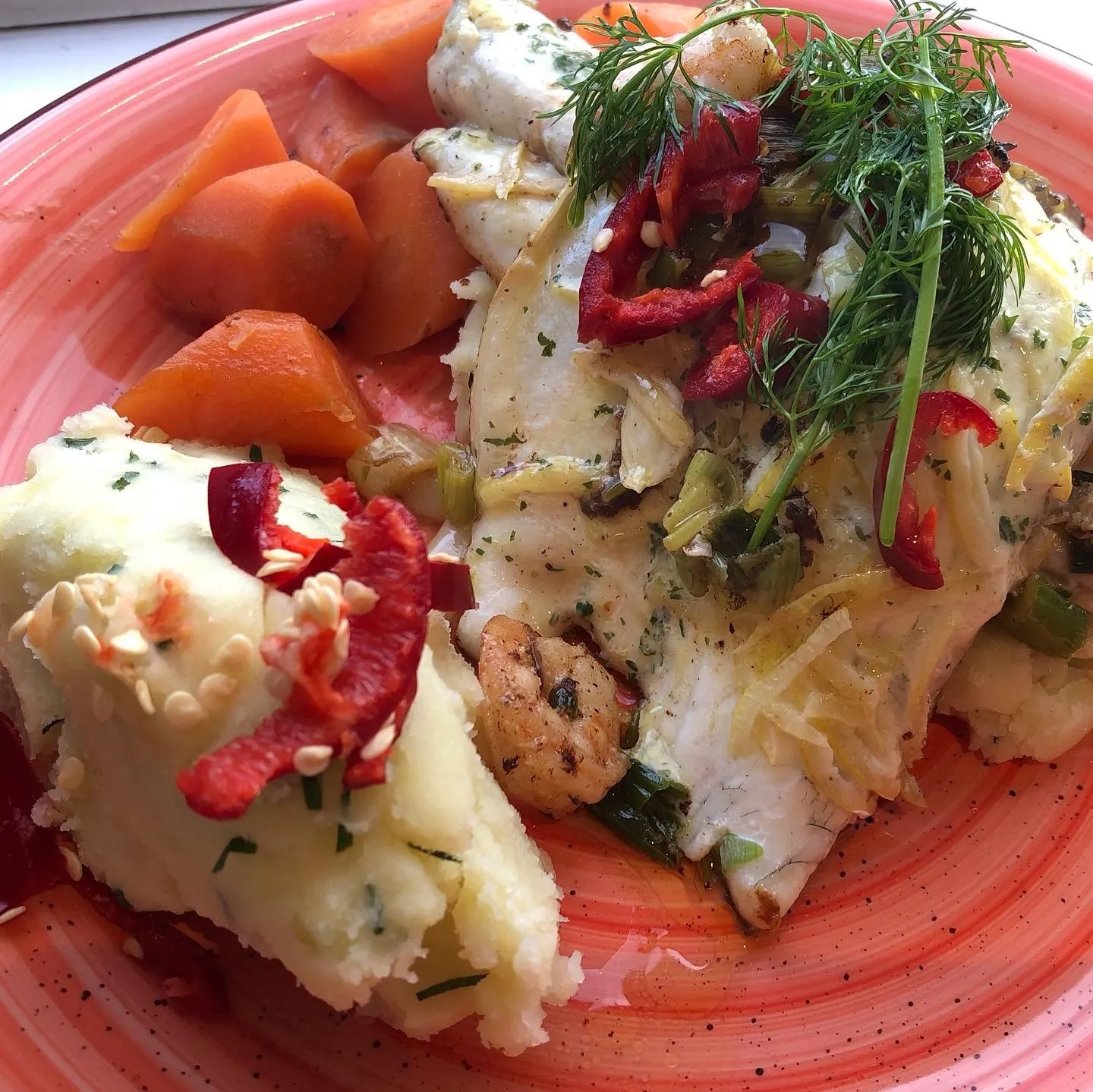 sea-bass-with-mashed-potatoes