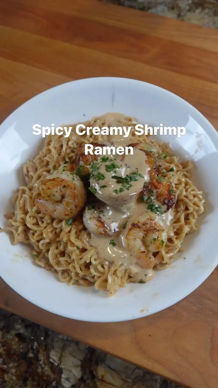 spicy-creamy-shrimp-ramen