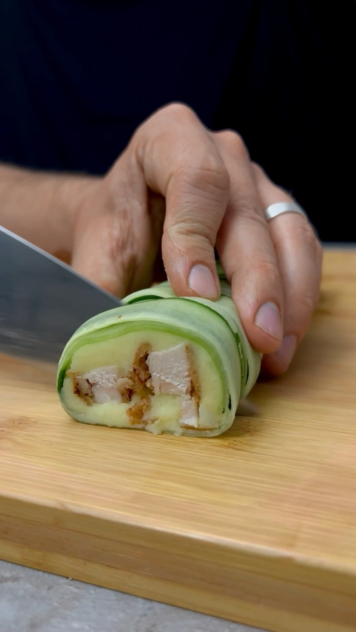 fried-chicken-cucumber-sushi