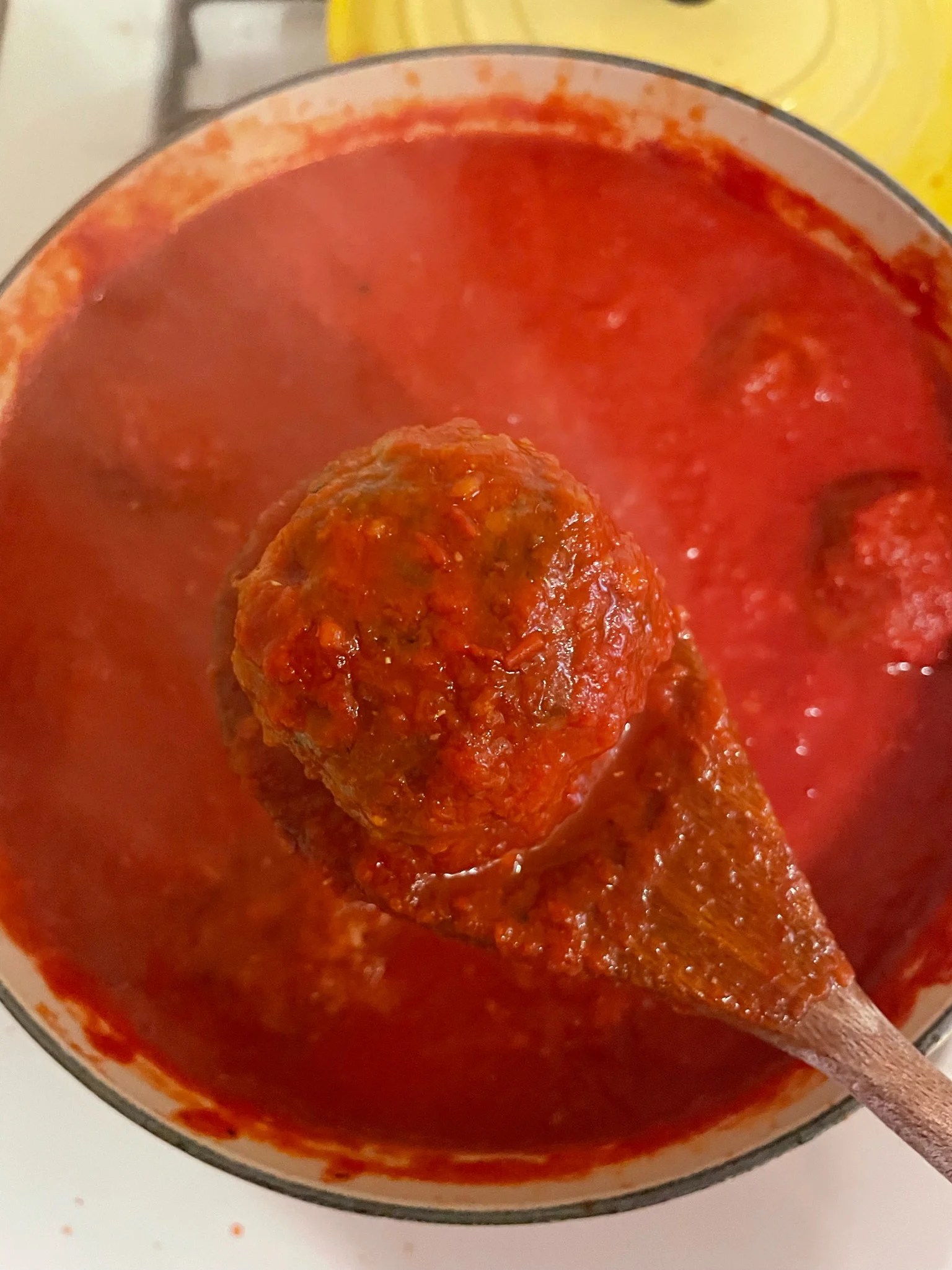 meatballs-and-sauce