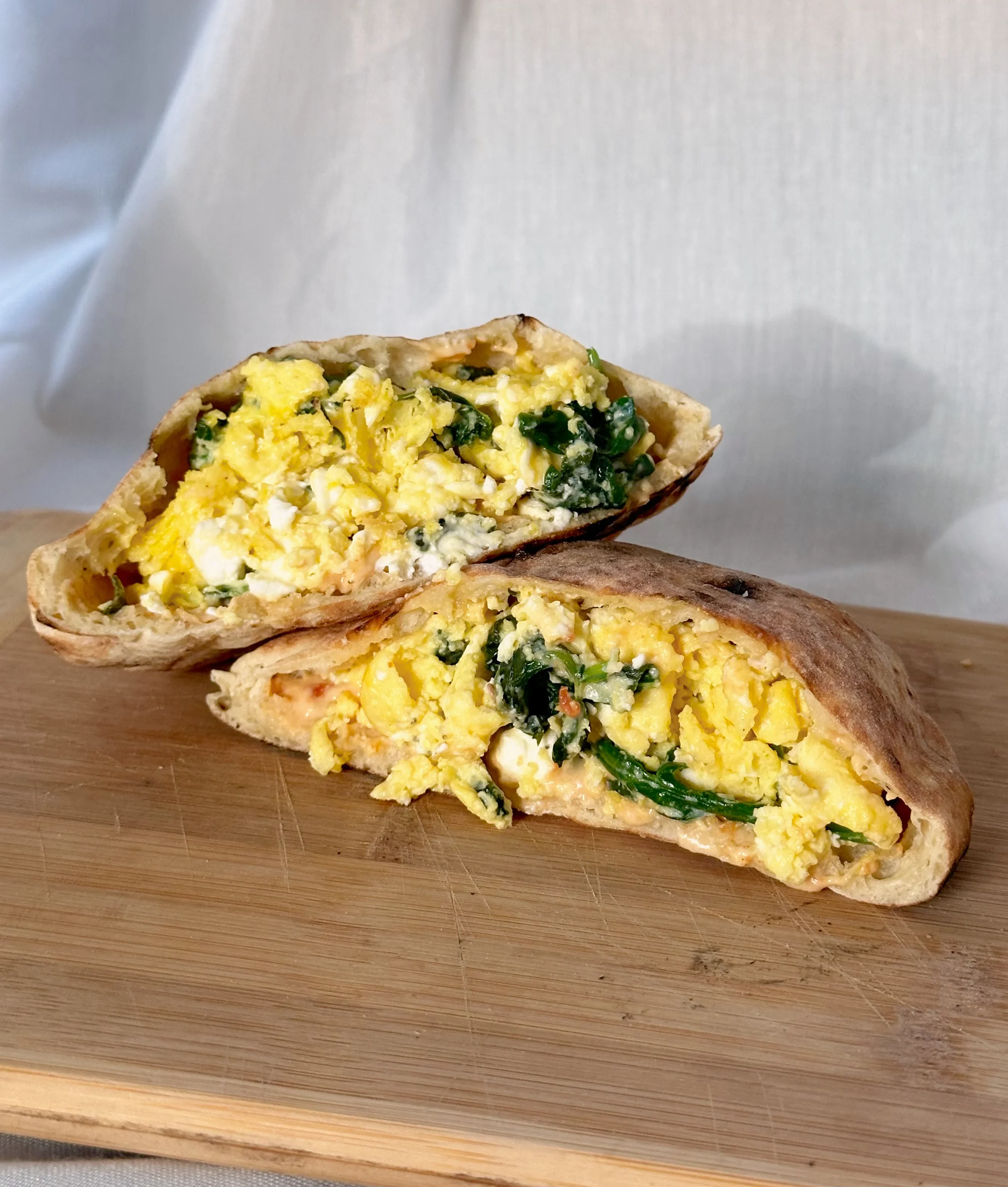 spinach-n'-feta-pita-scramble