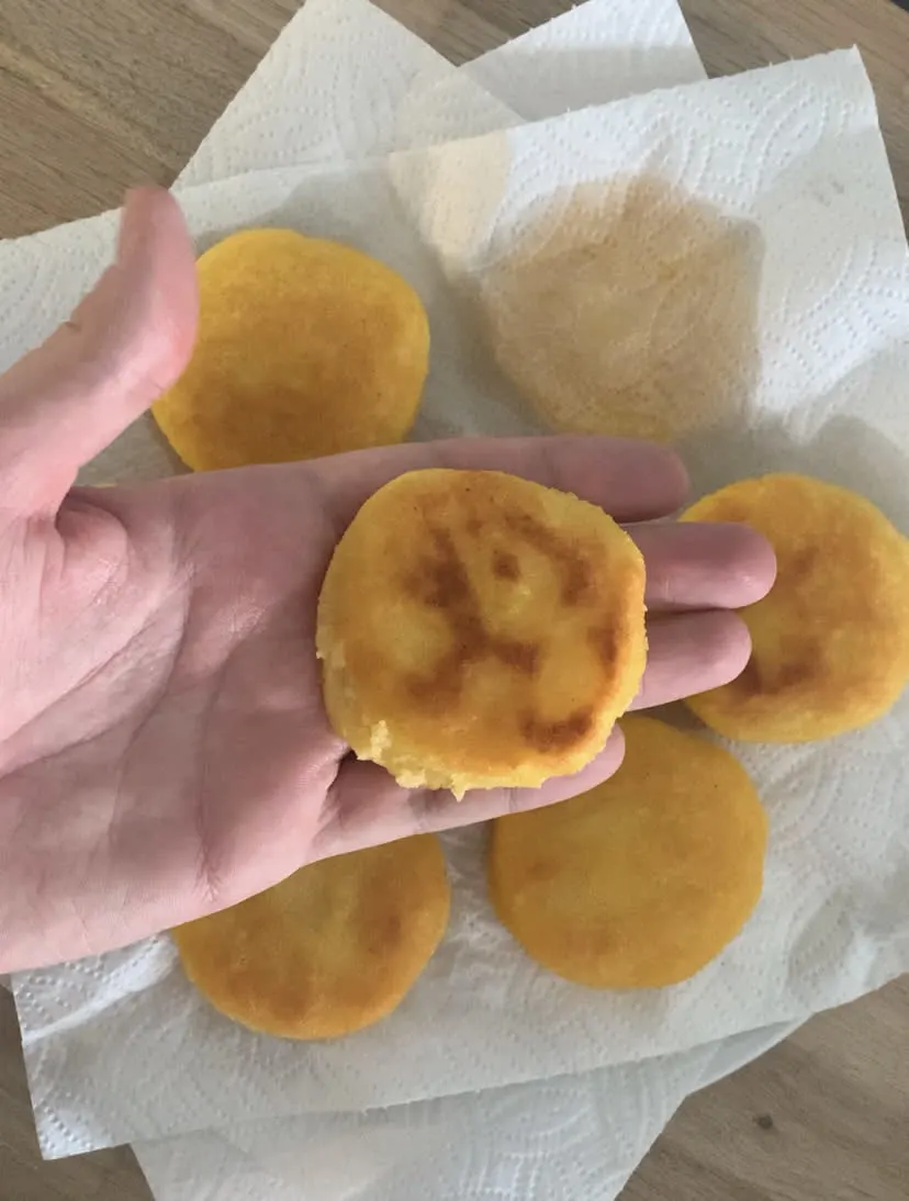 cheese-beans-and-avocado-arepas