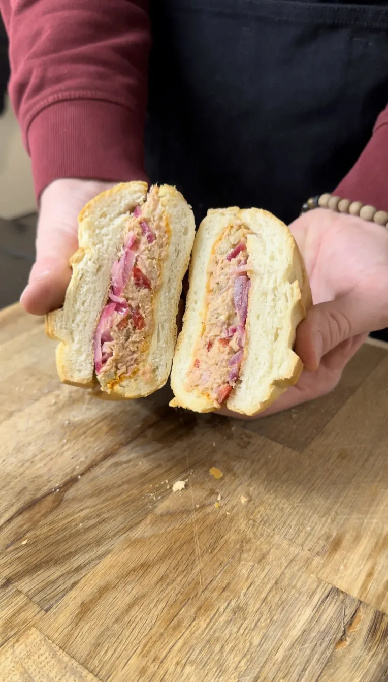 spicy-tuna-salad-sandwich