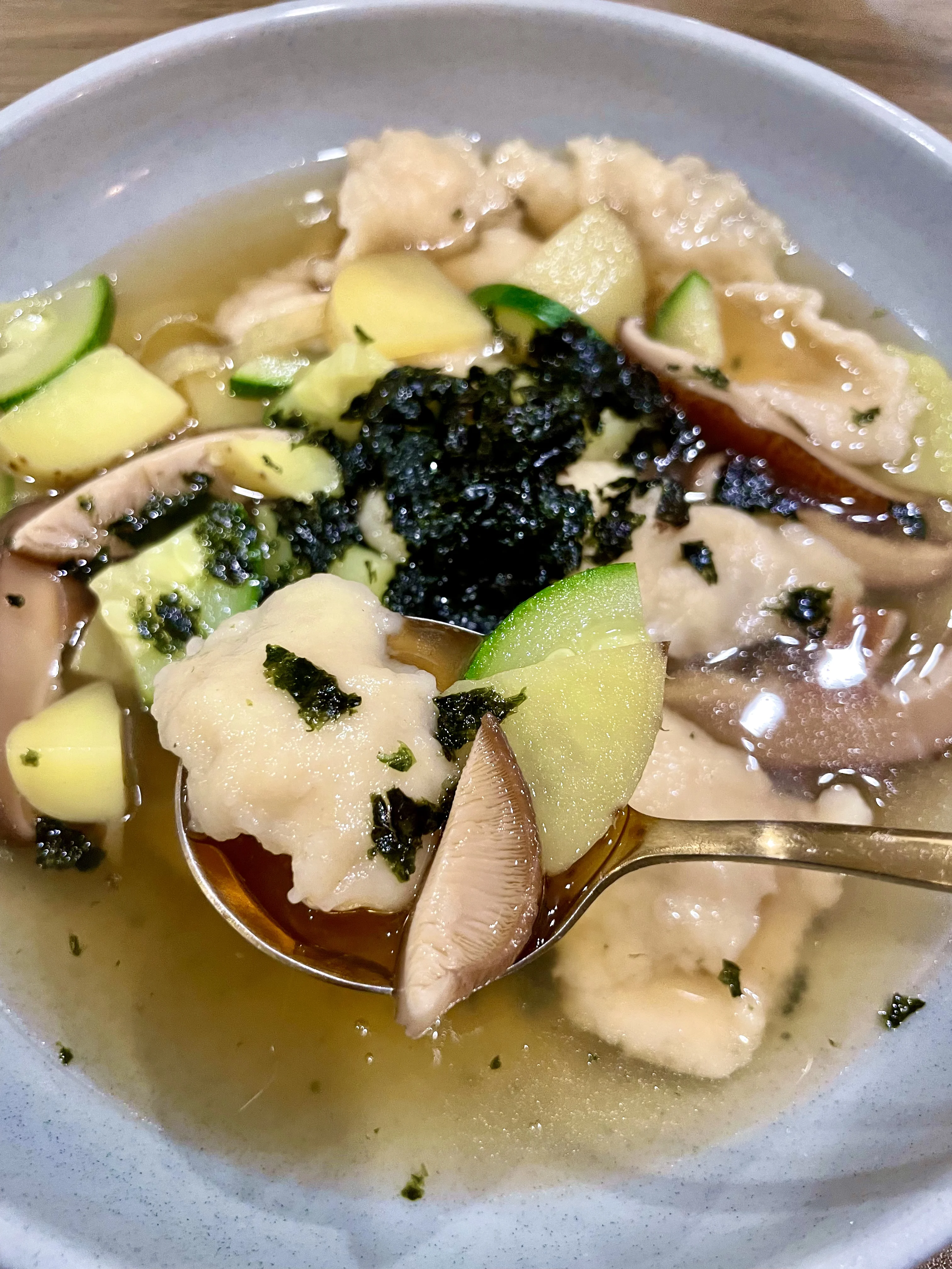 korean-hand-pulled-pasta-soup-soojaebee