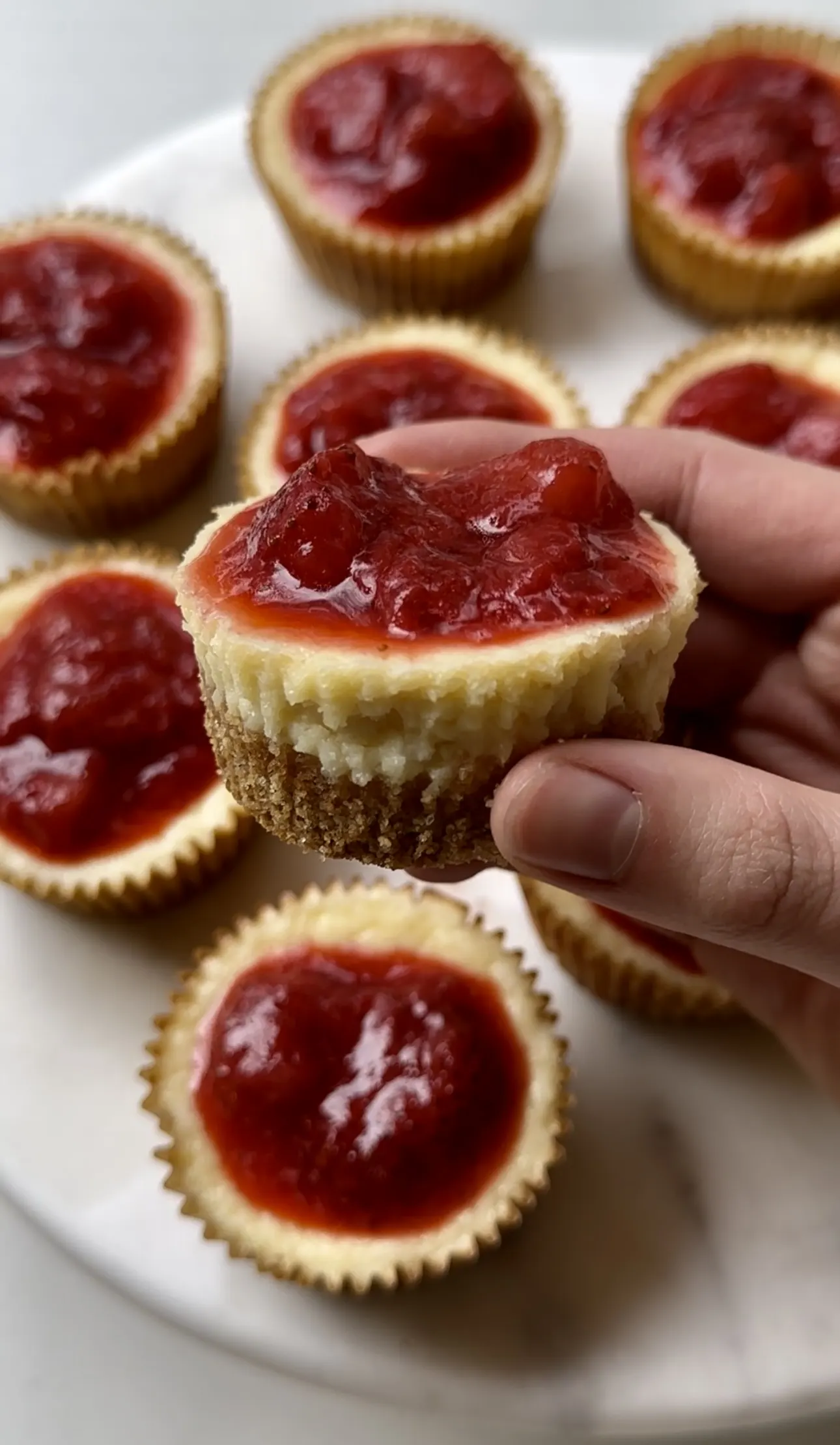 mini-strawberry-cheesecakes