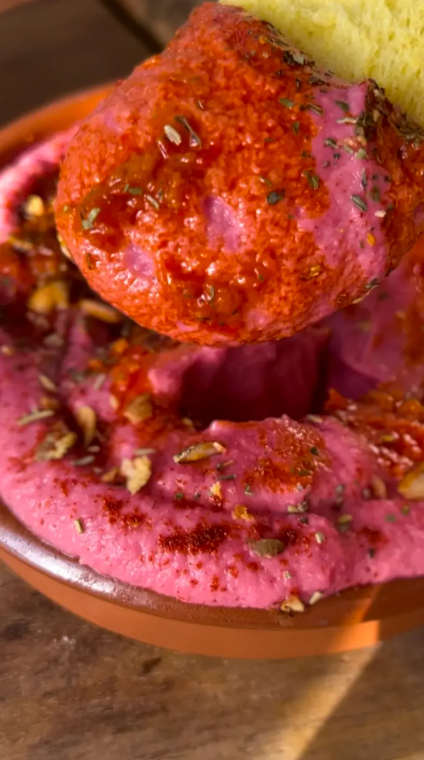 pink-hummus