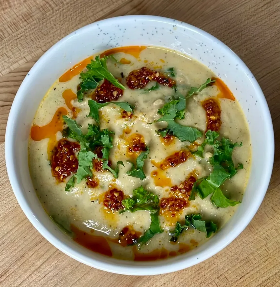 creamy-cauliflower-sausage-and-kale-soup