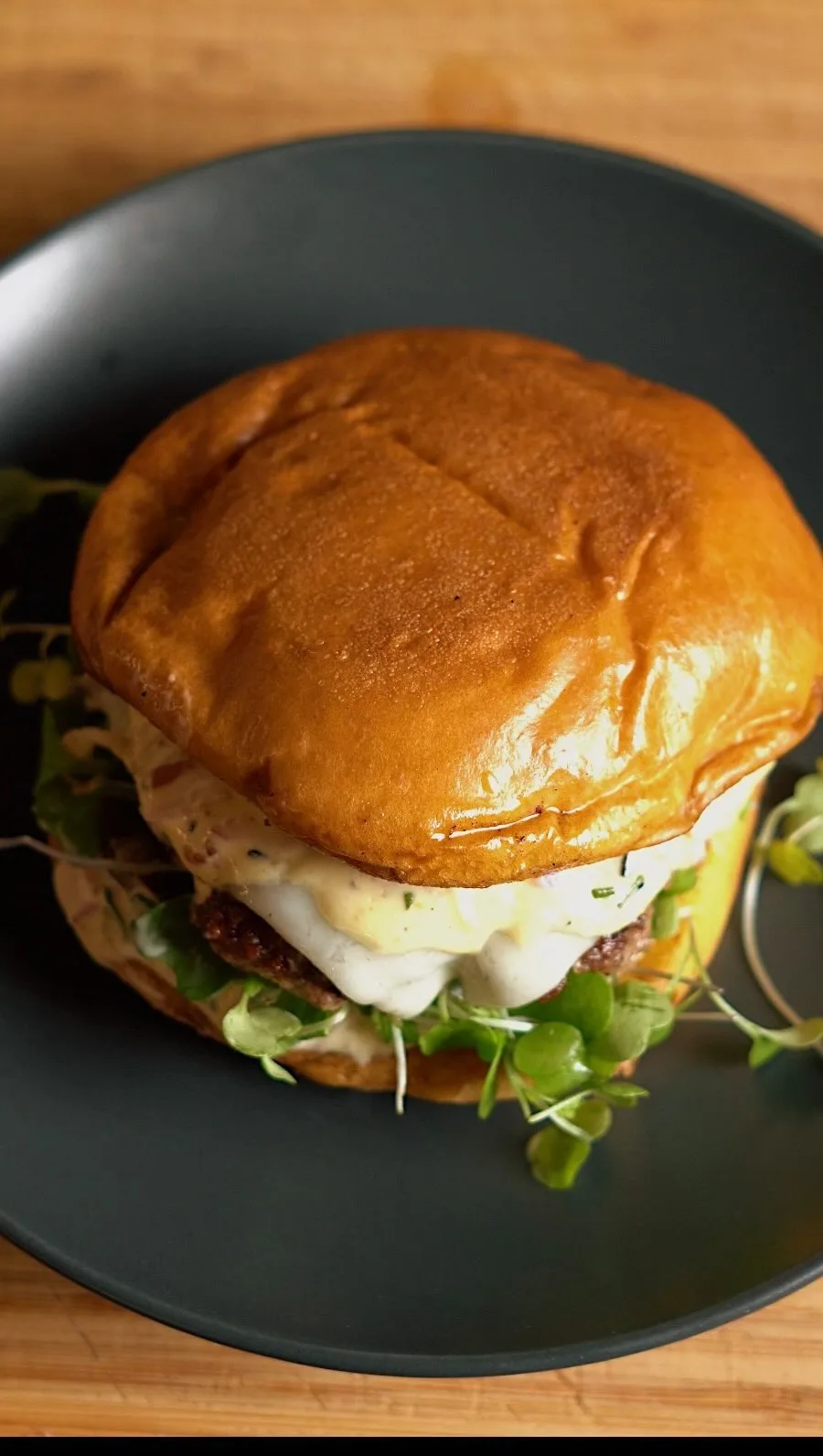 herbed-lamb-(smash)burger-and-burnt-rosemary-aioli