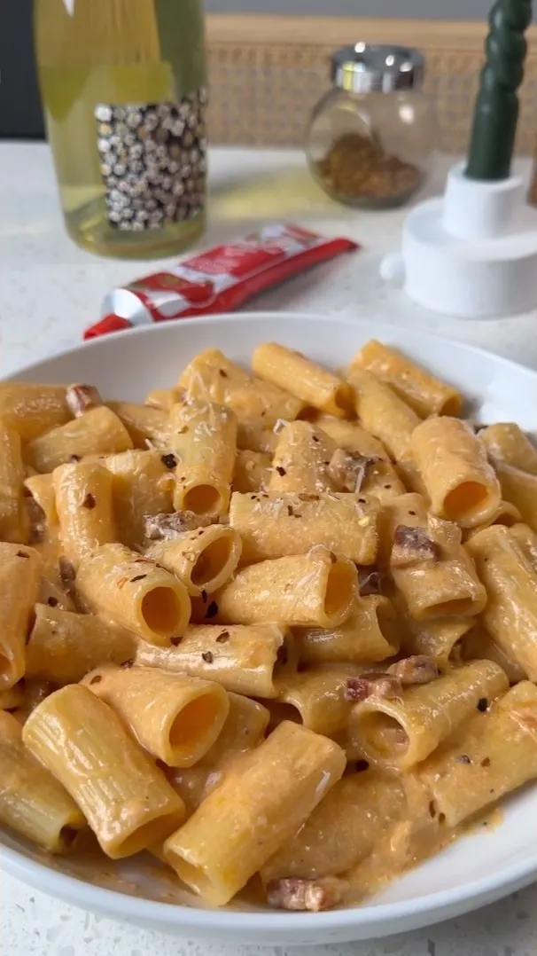 mascarpone-and-pancetta-rigatoni
