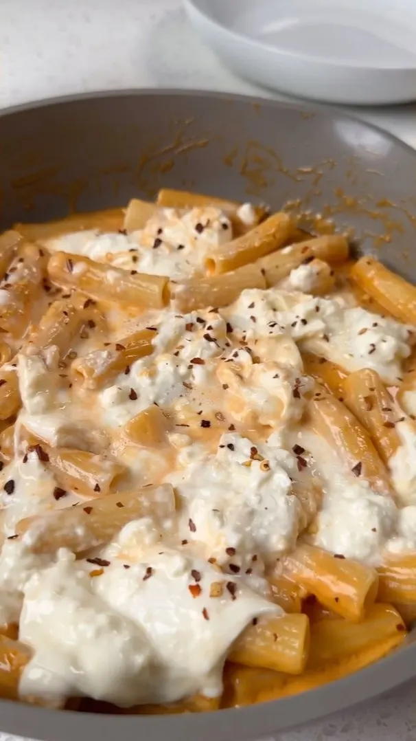 spicy-rigatoni-with-burrata