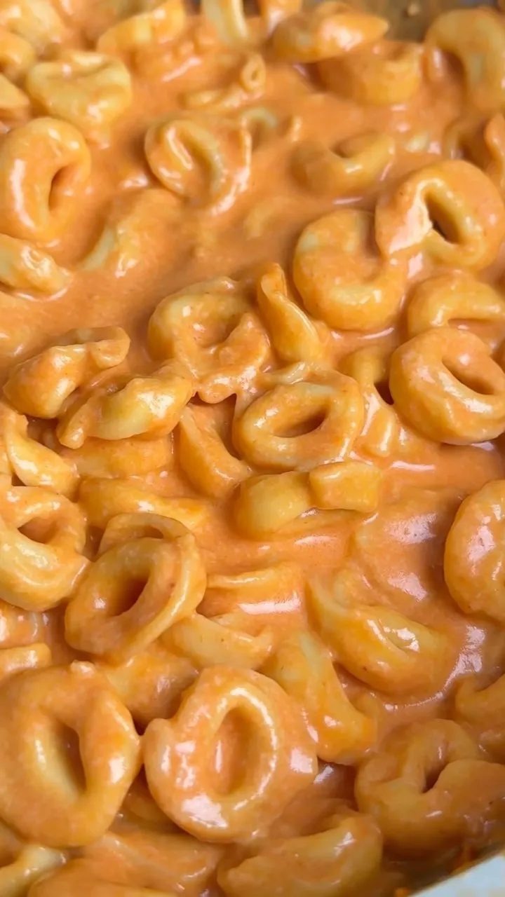 cheesy-tomato-tortellini