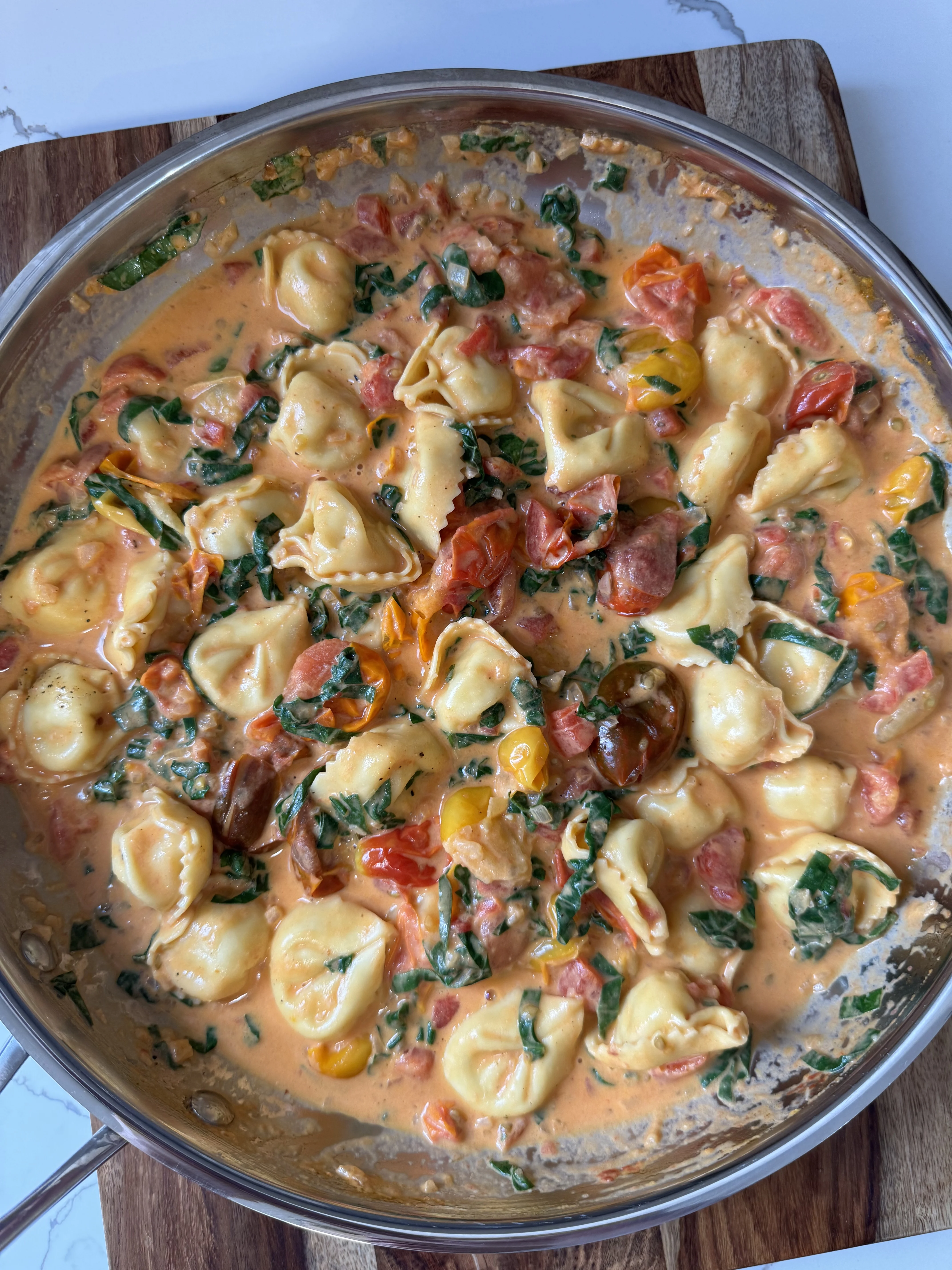 creamy-tomato-and-spinach-tortellini