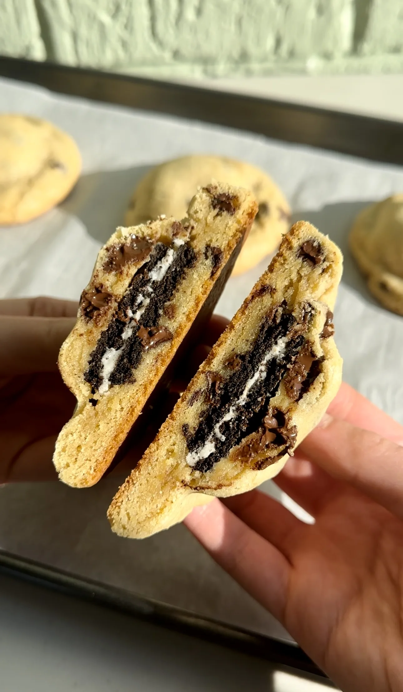 oreo-stuffed-chocolate-chip-cookies
