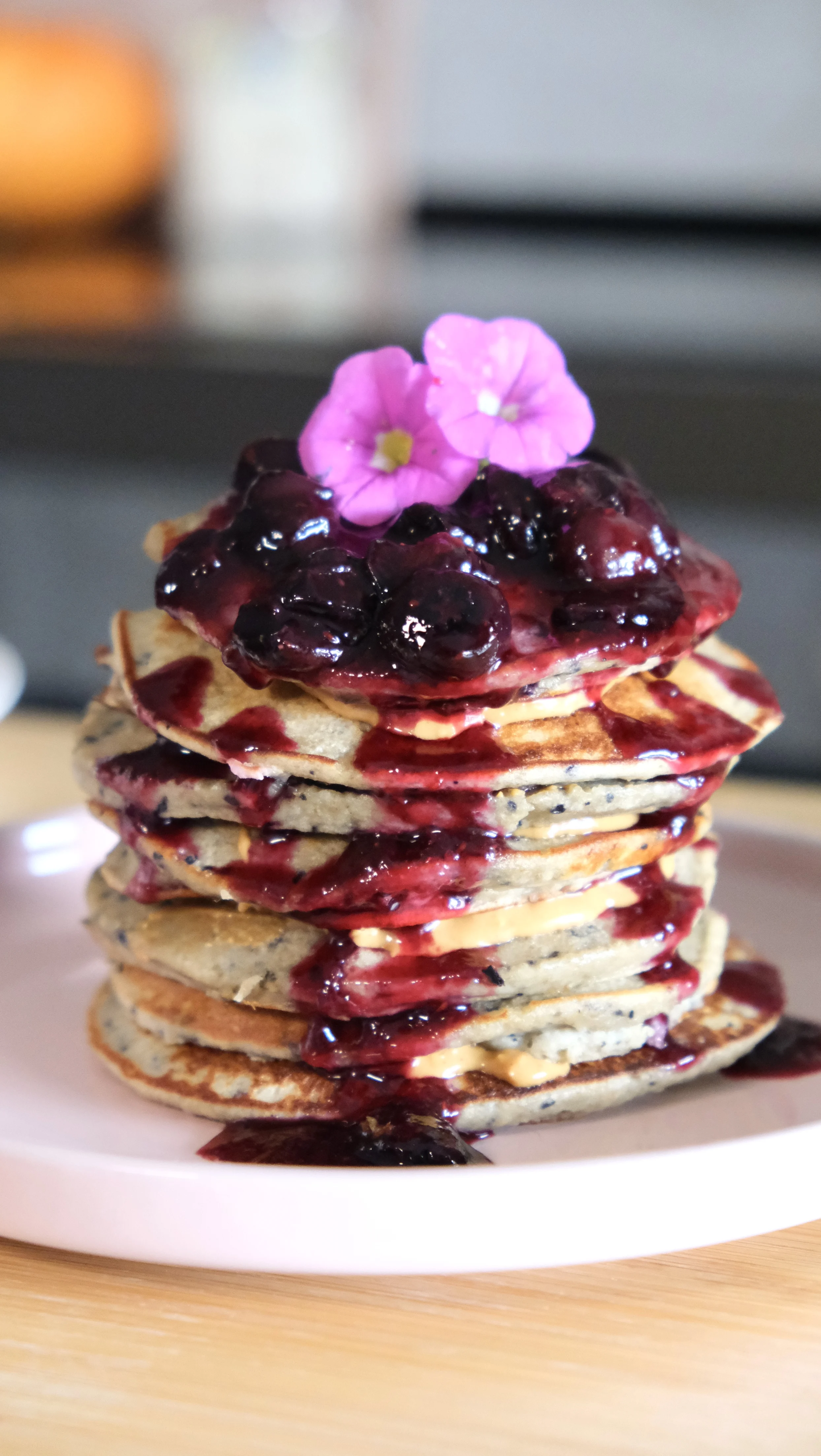 blueberry-protein-pancakes