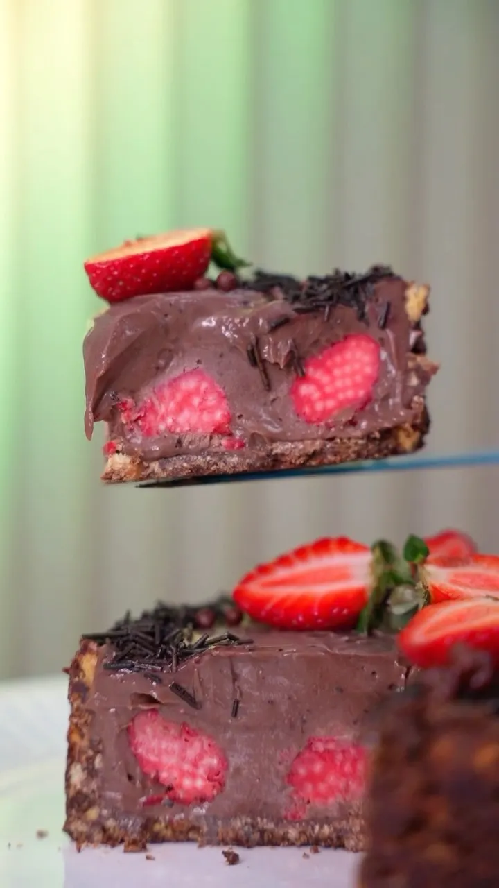 postre-de-chocolate-y-fresas