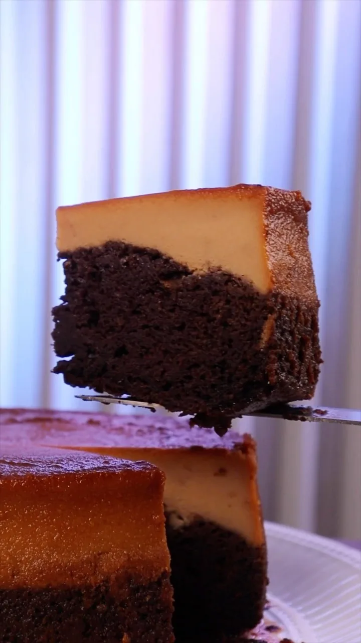 torta-invertida-de-pan-duro-y-chocolate