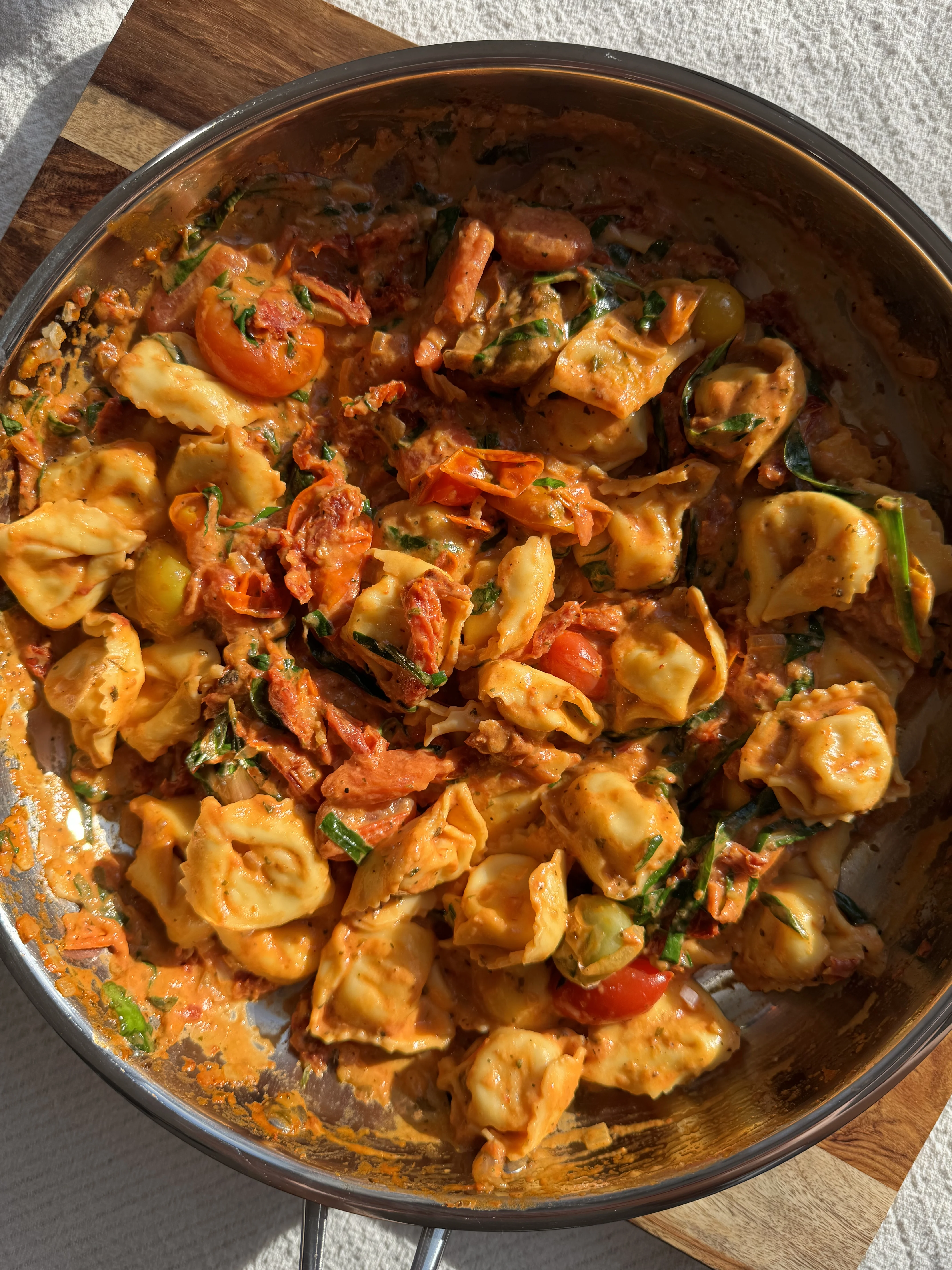 creamy-spinach-and-sun-dried-tomato-pasta
