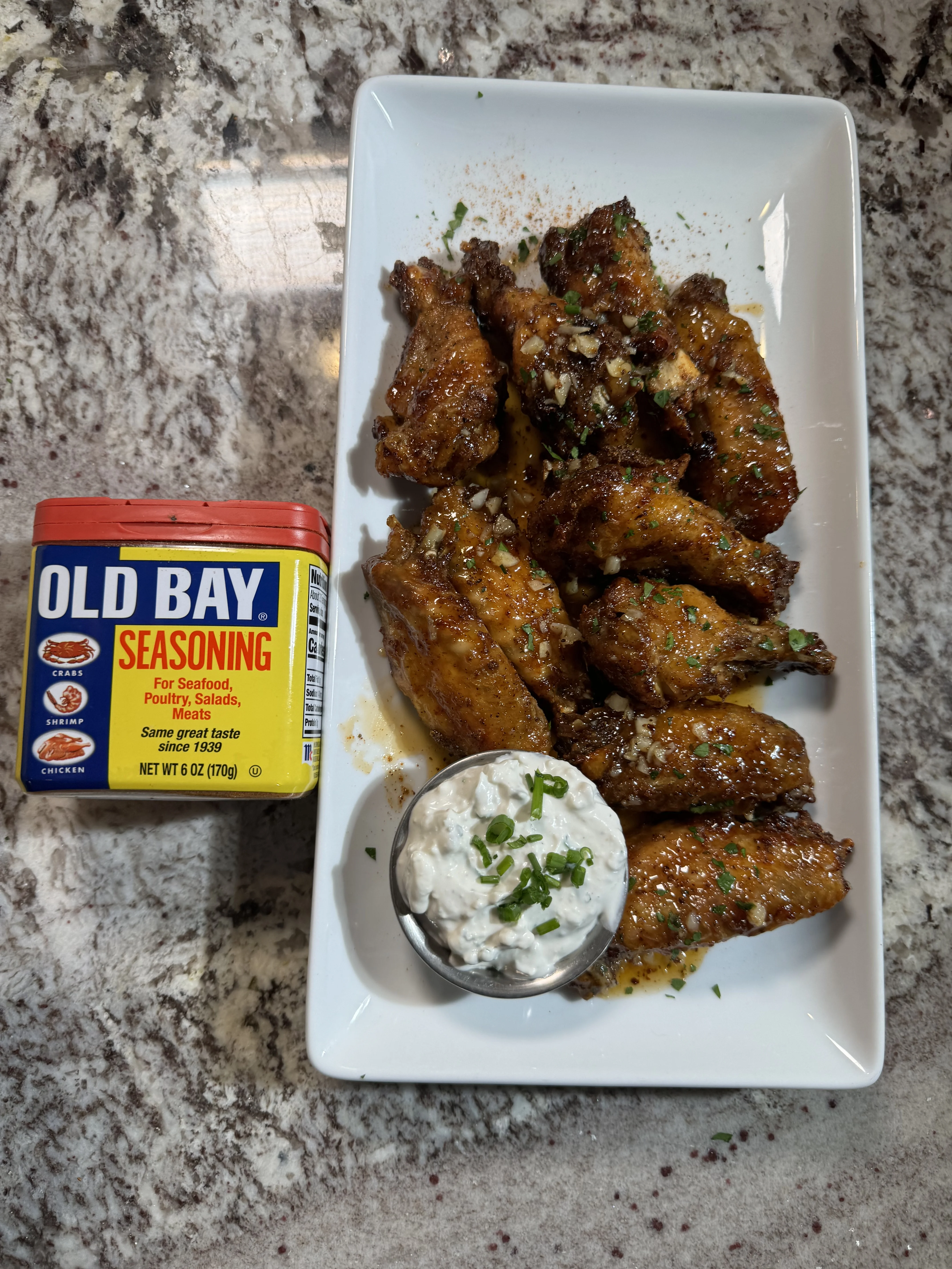 honey-garlic-old-bay-wings