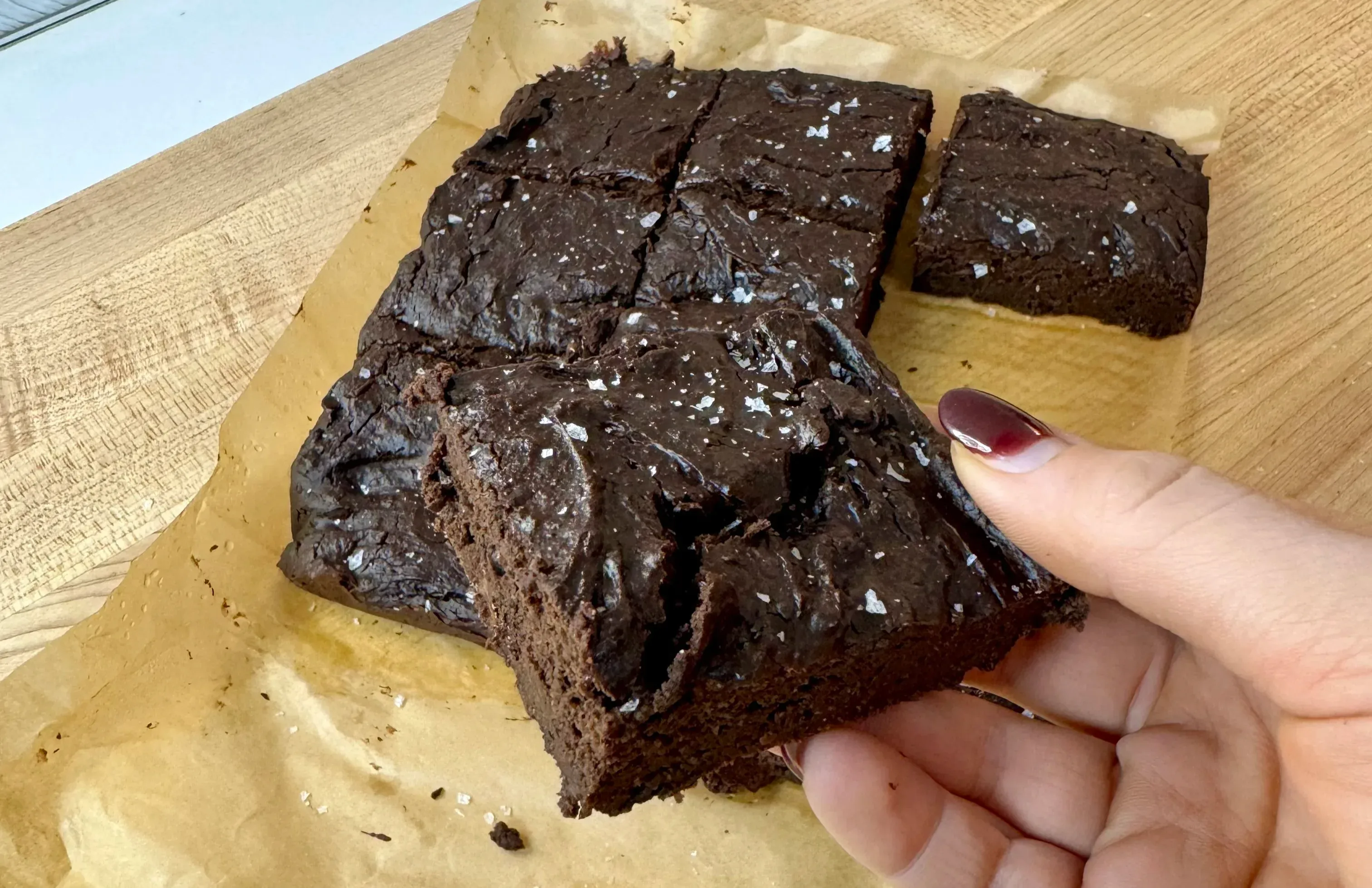 one-bowl-greek-yogurt-brownies-(dairy-free)