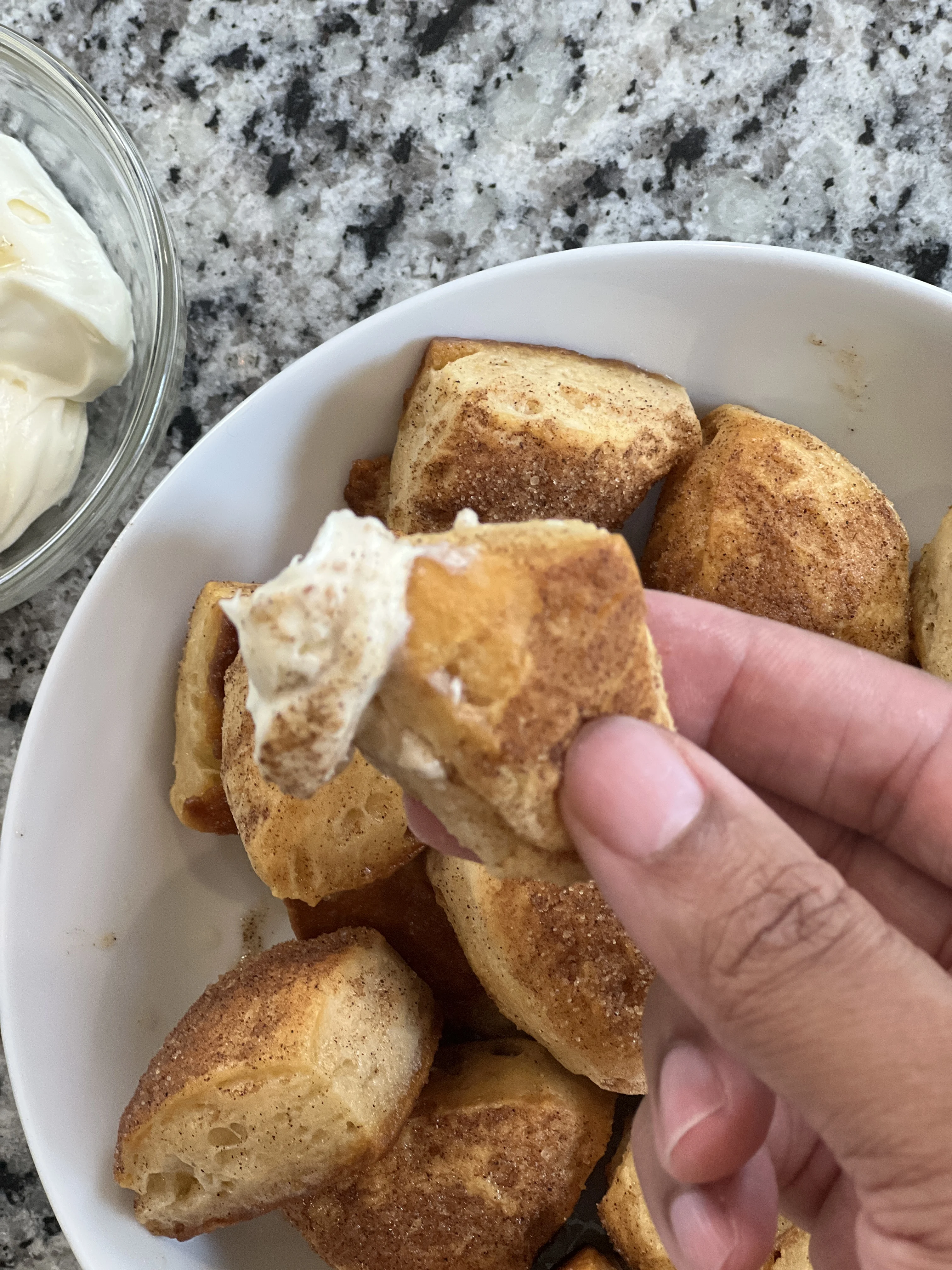 cinnamon-sugar-biscuit-bites