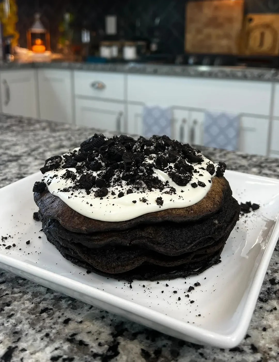 cookies-'n-cream-pancakes